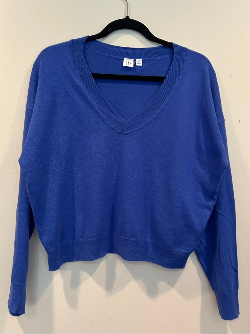 GAP Women's V-Neck Royal Blue Pullover Sweater